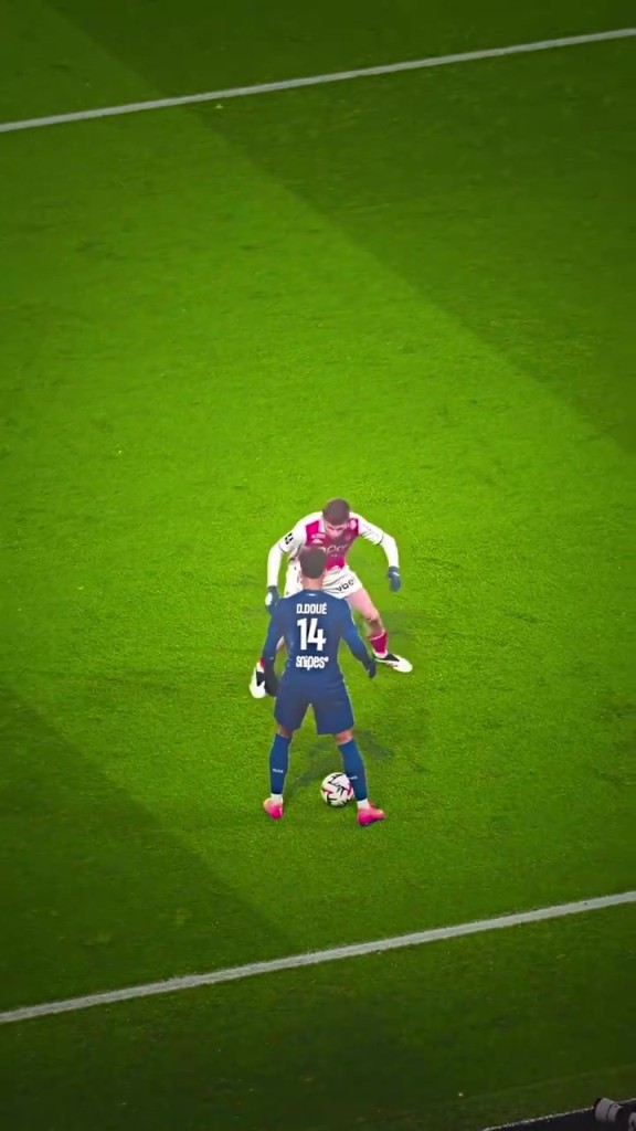 反向牛尾巴！慢鏡頭看杜埃這次極限博弈擺脫！